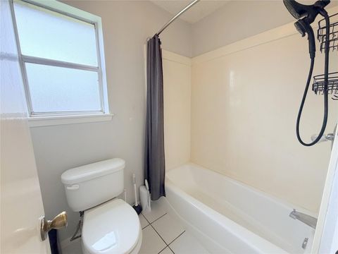 Tiny photo for 2535 Planters Row, Sugar Land, TX 77478 (MLS # 72925940)