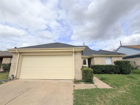 Tiny photo for 2535 Planters Row, Sugar Land, TX 77478 (MLS # 72925940)