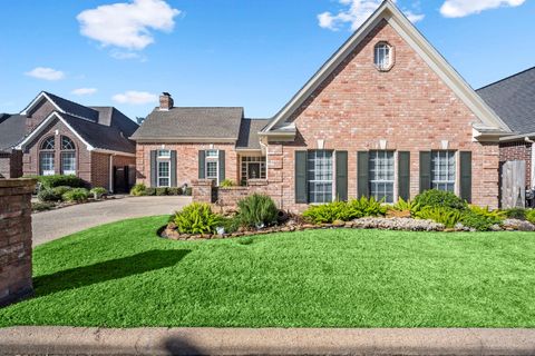 5702 Glen Pines Drive Houston TX 77069