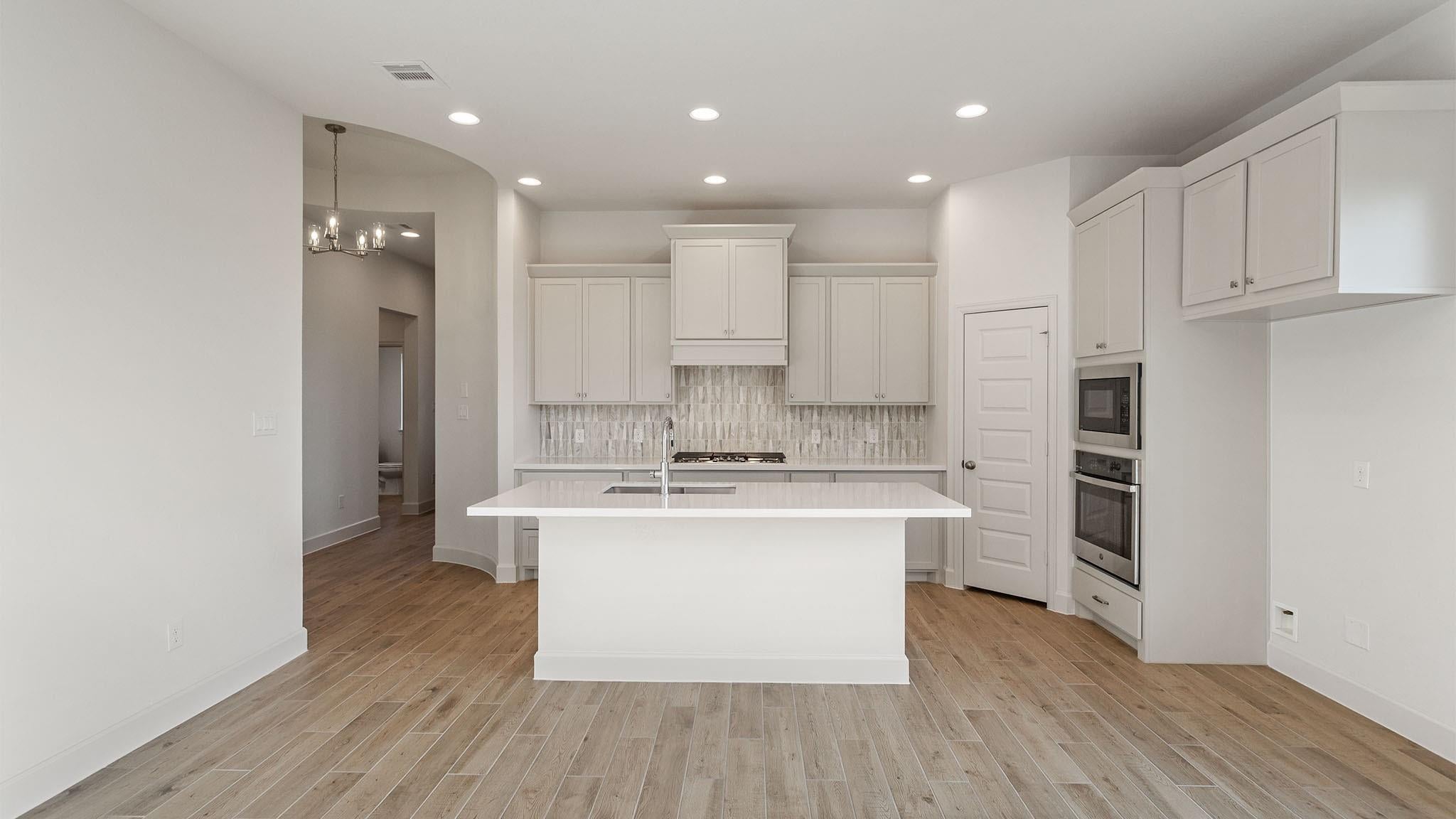 27246 Scarlet Paint Brush Drive