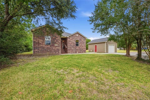 Photo of 102 20th Avenue N, Texas City, TX 77590 (MLS # 73373880)
