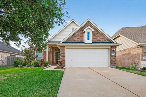Photo of 13430 Barons Lake Lane, Cypress, TX 77429 (MLS # 54921784)