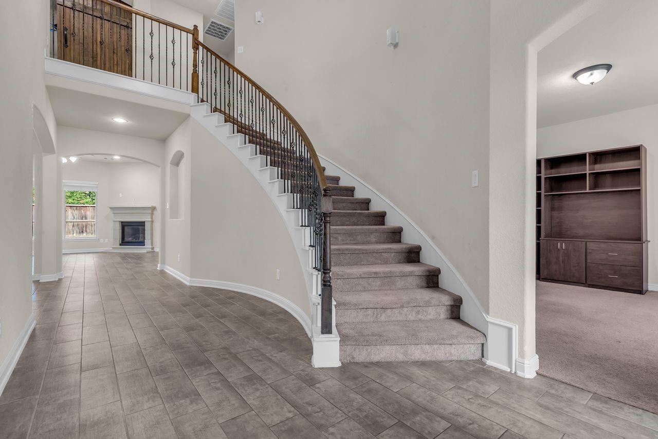 2739 Barrington Branch Drive