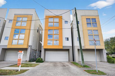 1729 Reinerman Street Houston TX 77007