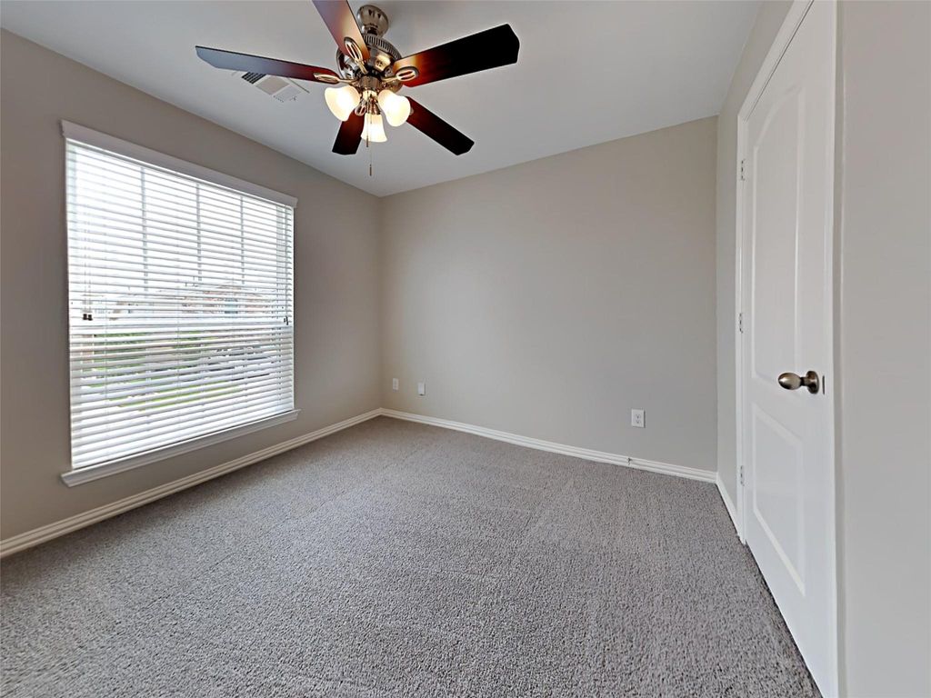 Photo of 5202 Dauntless Drive, Houston, TX 77066 (MLS # 13638242)