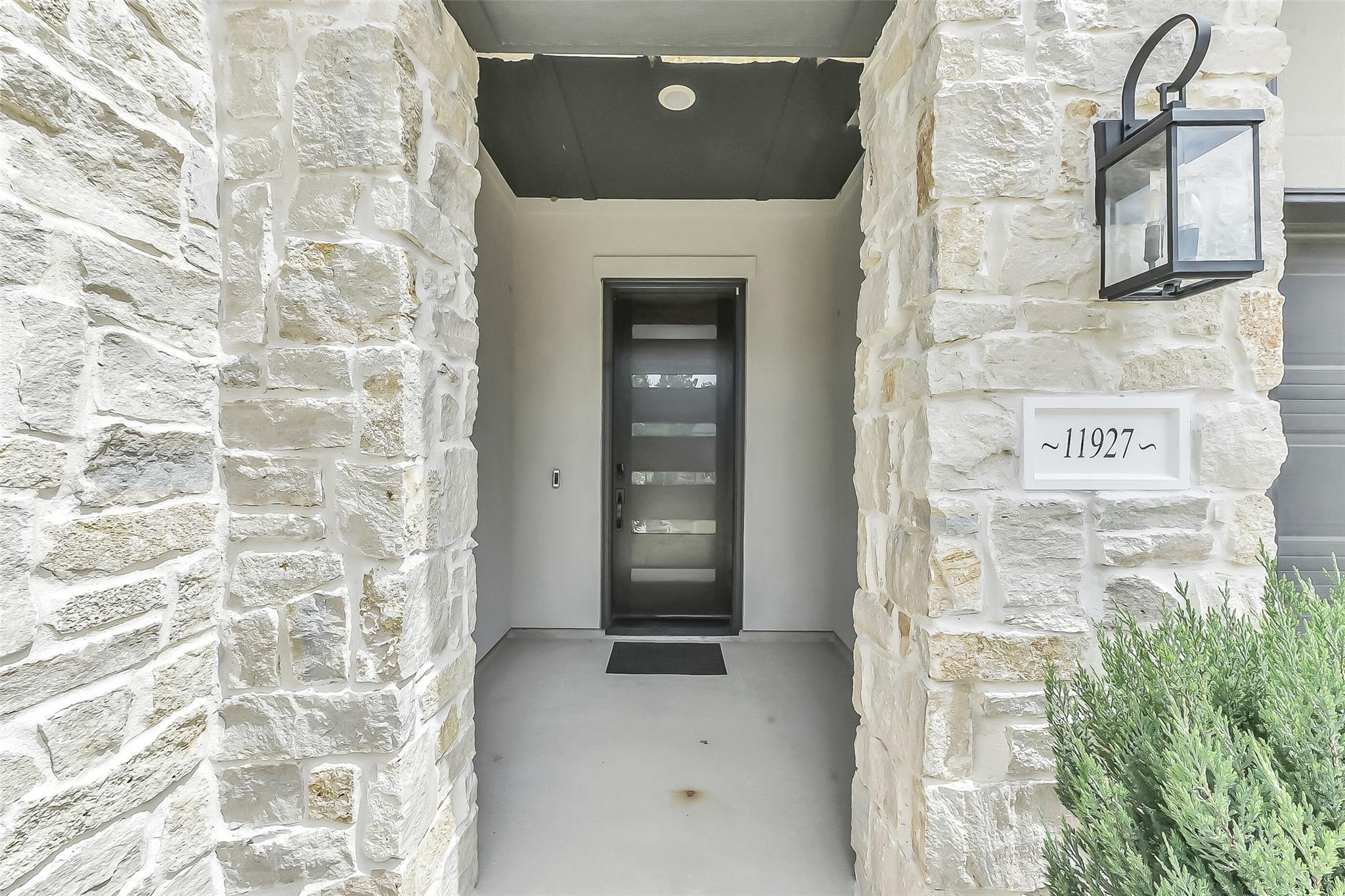 11927 Carillon Forest Drive