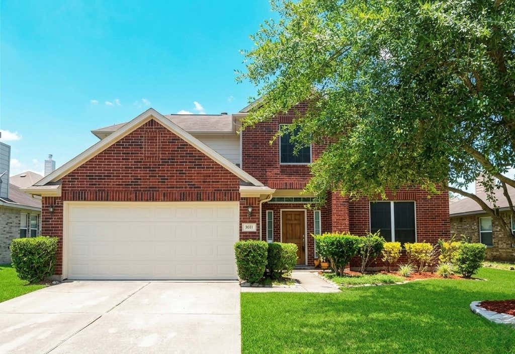 Photo of 2032 Creek Shore Lane, Pearland, TX 77581 (MLS # 30068814)