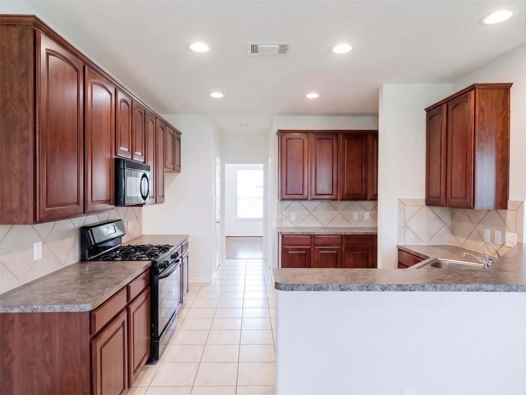 Photo of 2032 Creek Shore Lane, Pearland, TX 77581 (MLS # 30068814)