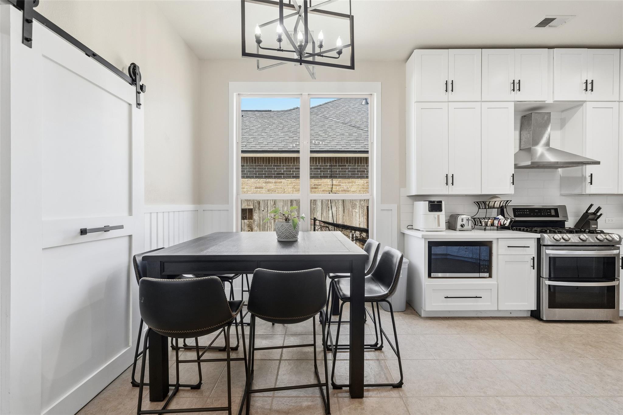 8111 Little Scarlet Street