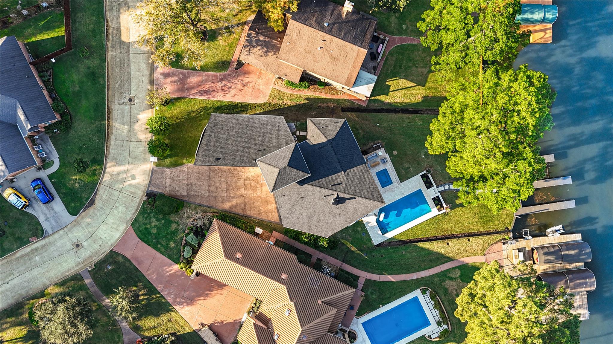 12406 Lake Shore Drive