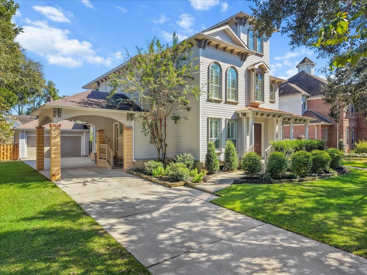 1218 Bluebonnet Drive
