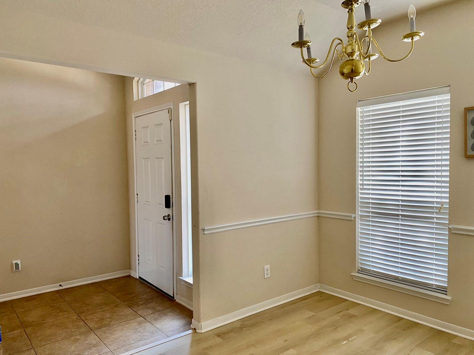 14319 W Oblong Circle