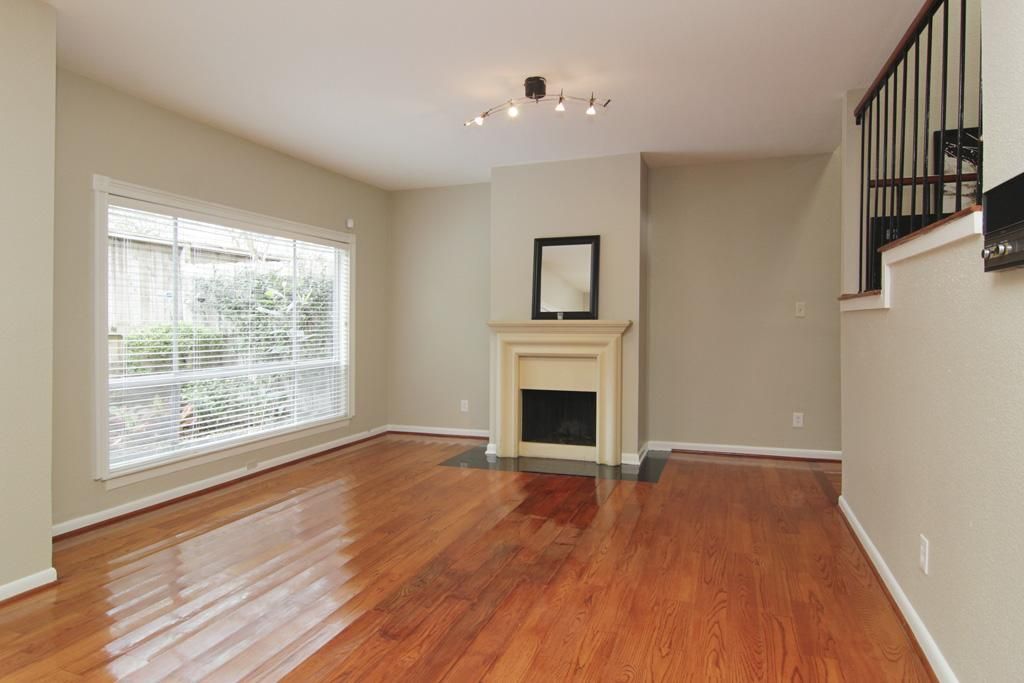 Photo of 1300 Augusta Drive #32, Houston, TX 77057 (MLS # 2100865)