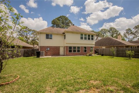 Tiny photo for 14334 Little Willow Walk, Houston, TX 77062 (MLS # 77616420)