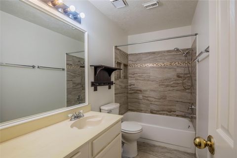 Tiny photo for 14334 Little Willow Walk, Houston, TX 77062 (MLS # 77616420)