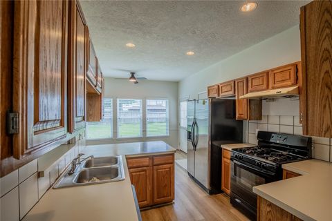 Tiny photo for 14334 Little Willow Walk, Houston, TX 77062 (MLS # 77616420)