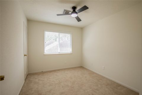 Tiny photo for 14334 Little Willow Walk, Houston, TX 77062 (MLS # 77616420)