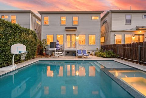 Photo of 327 Yale Oaks Lane, Houston, TX 77091 (MLS # 32818236)
