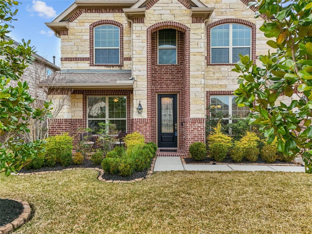 Photo of 2320 Vineyard Terrace Lane, League City, TX 77573 (MLS # 27320910)