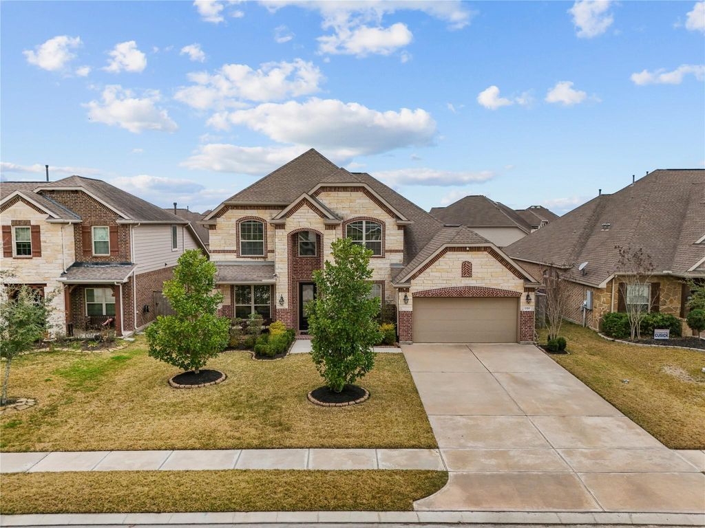 Photo of 2320 Vineyard Terrace Lane, League City, TX 77573 (MLS # 27320910)