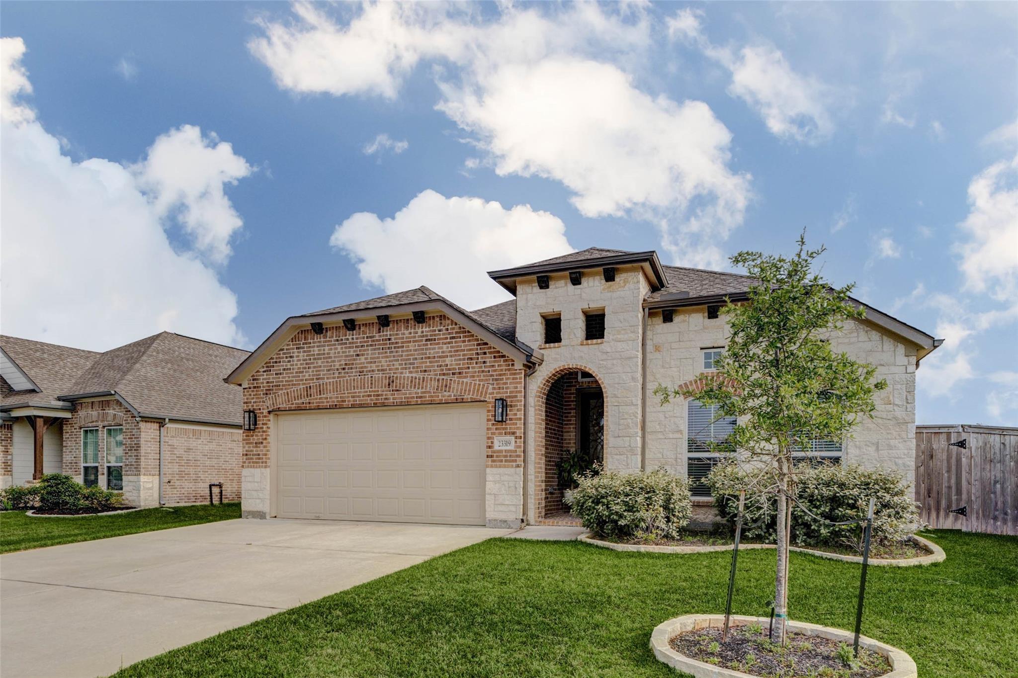 23319 Angelica Tree Lane