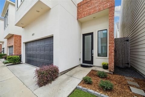 Photo of 3939 Tulane Street, Houston, TX 77018 (MLS # 67096220)
