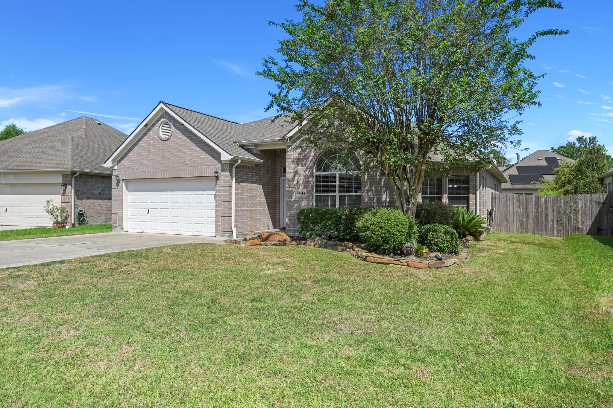 9314 E Lakeside Drive