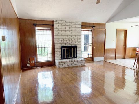 Tiny photo for 8902 Sharpview Drive, Houston, TX 77036 (MLS # 92244814)