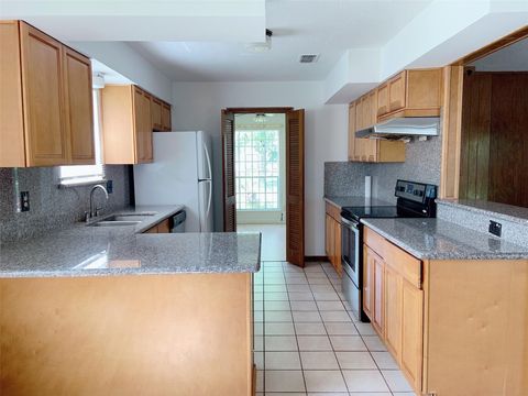 Tiny photo for 8902 Sharpview Drive, Houston, TX 77036 (MLS # 92244814)