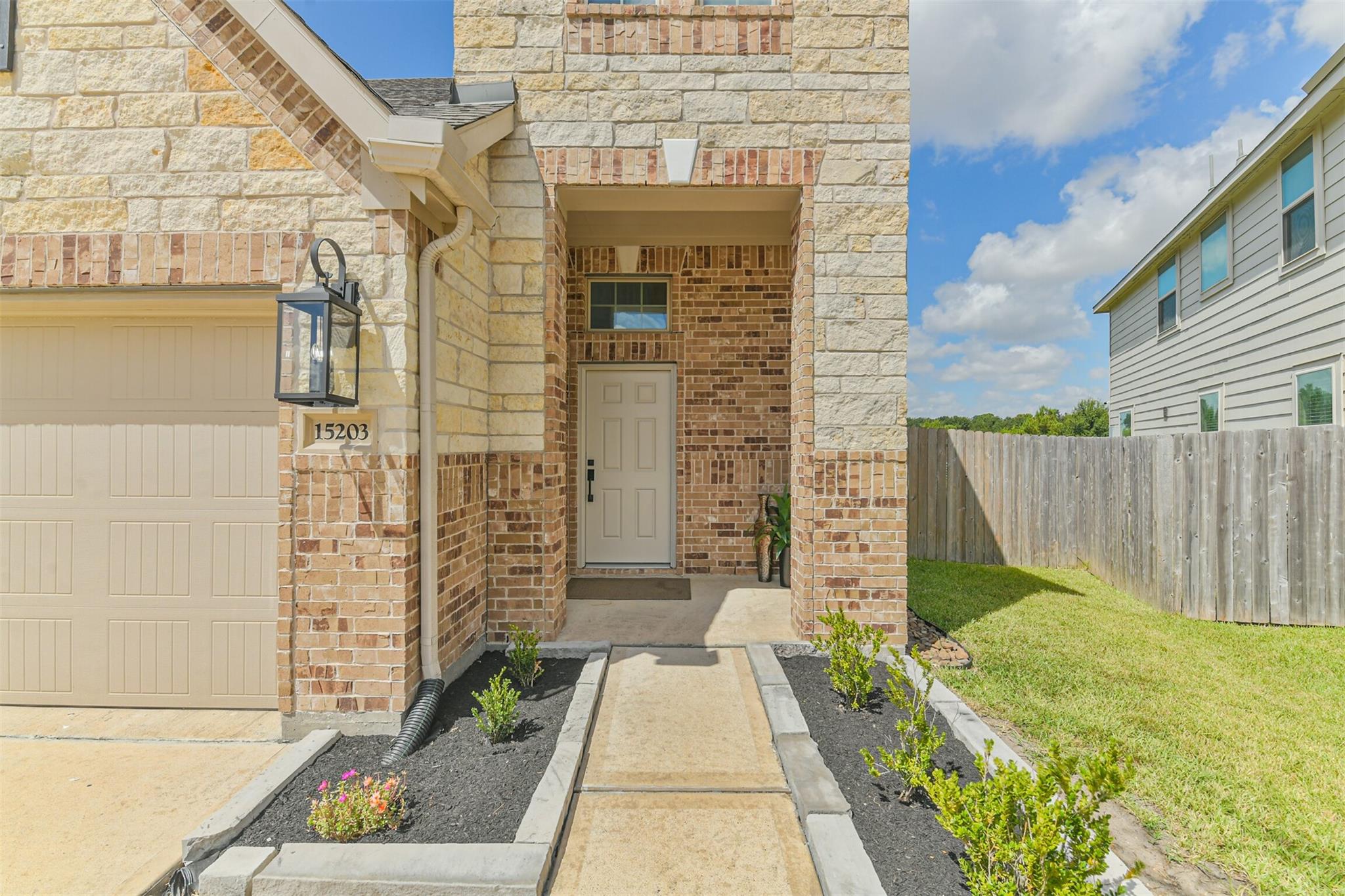 15203 Lake Powell Drive