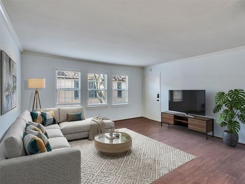 Photo of 5230 Arboles Drive #4, Houston, TX 77035 (MLS # 69734995)