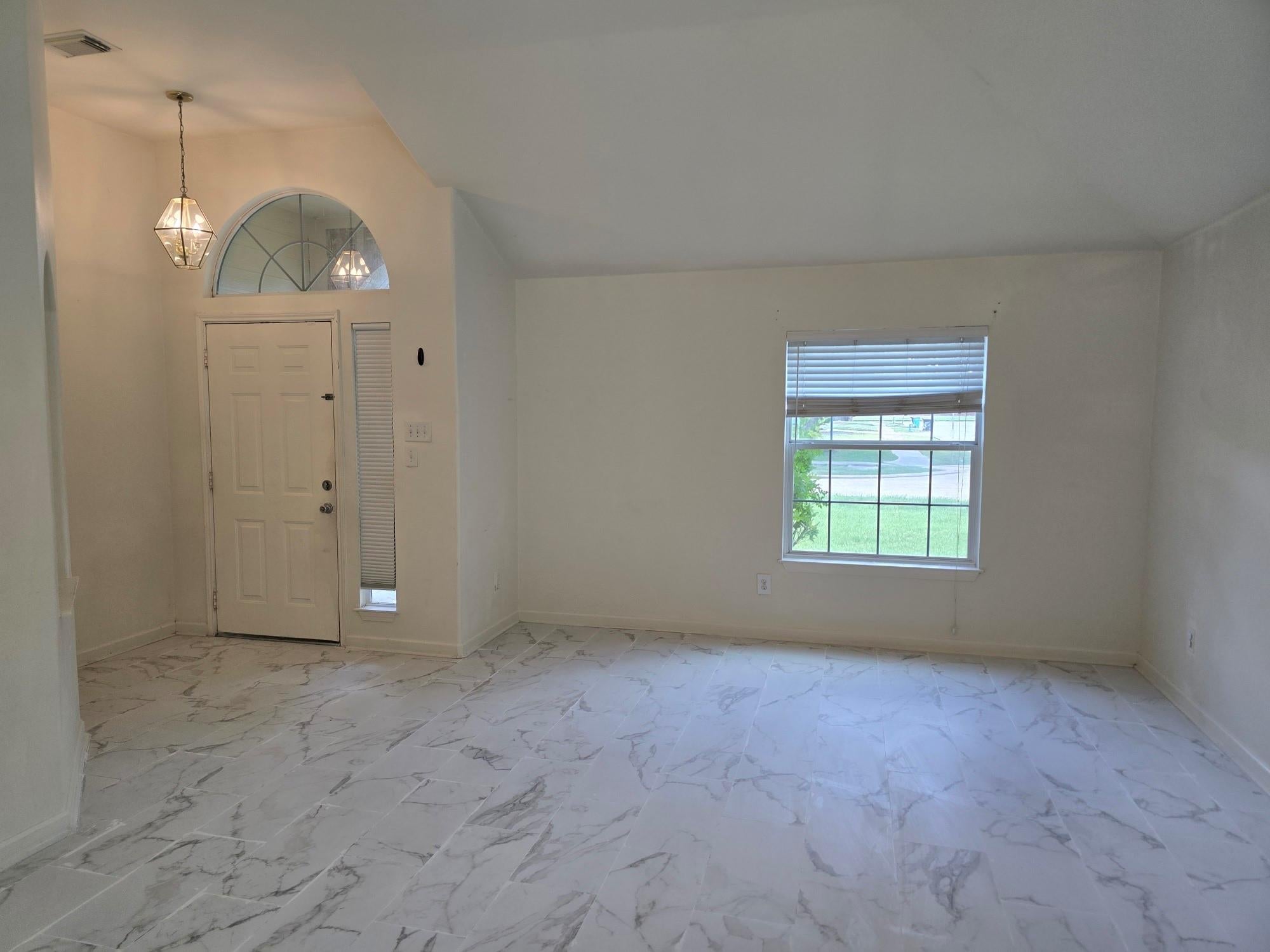 7122 Autumn Bluff Lane