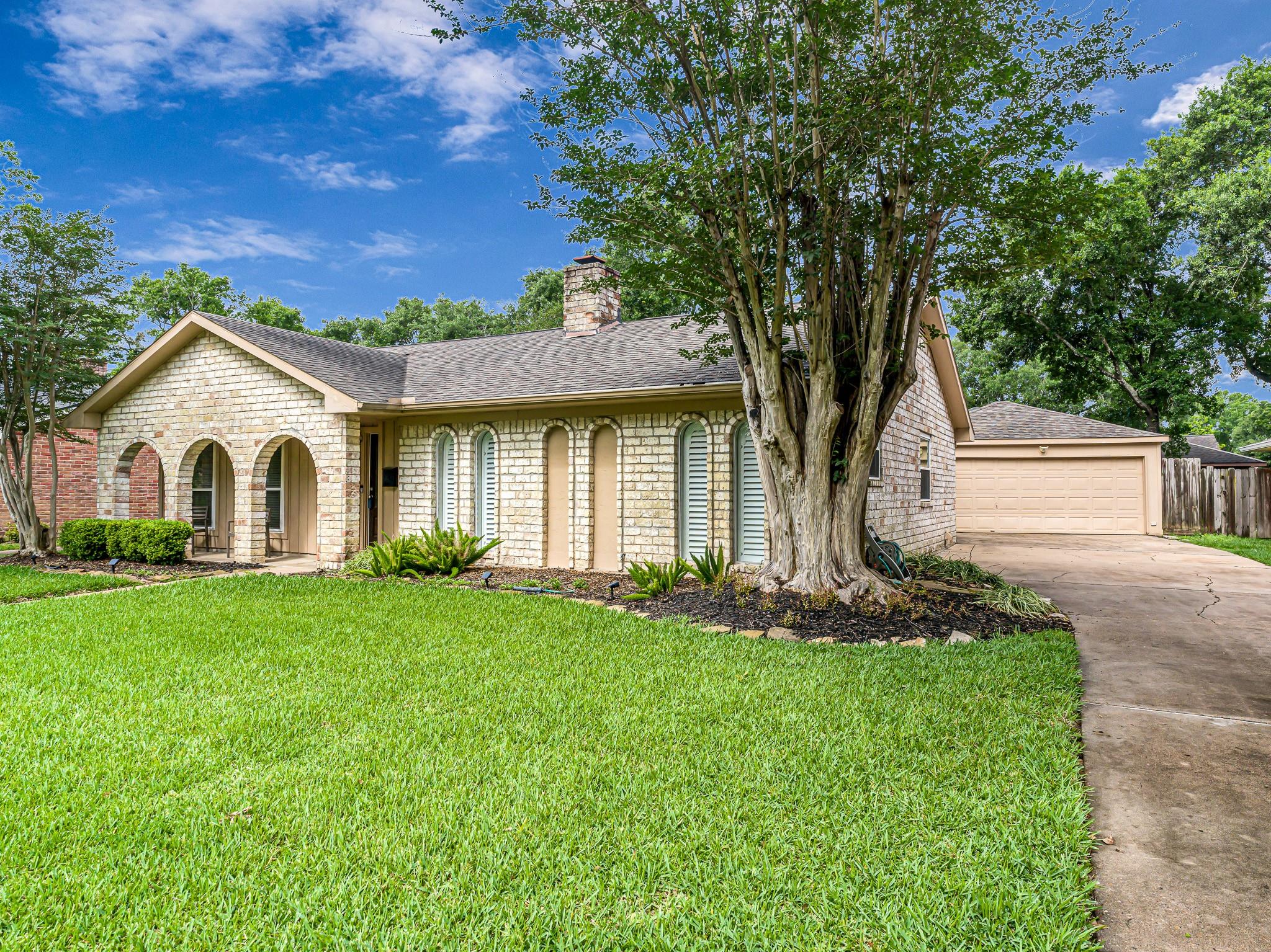 21210 Park Tree Lane