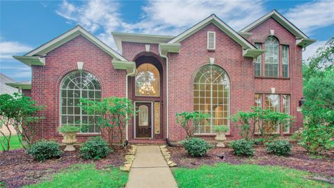 Photo of 4102 Amber Trace Court, Sugar Land, TX 77479 (MLS # 62646974)