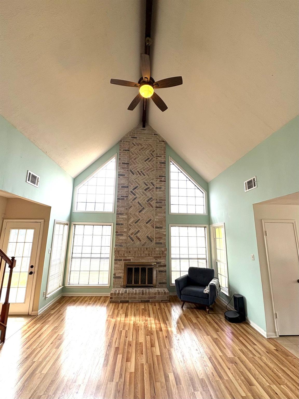2519 Carriage Lane