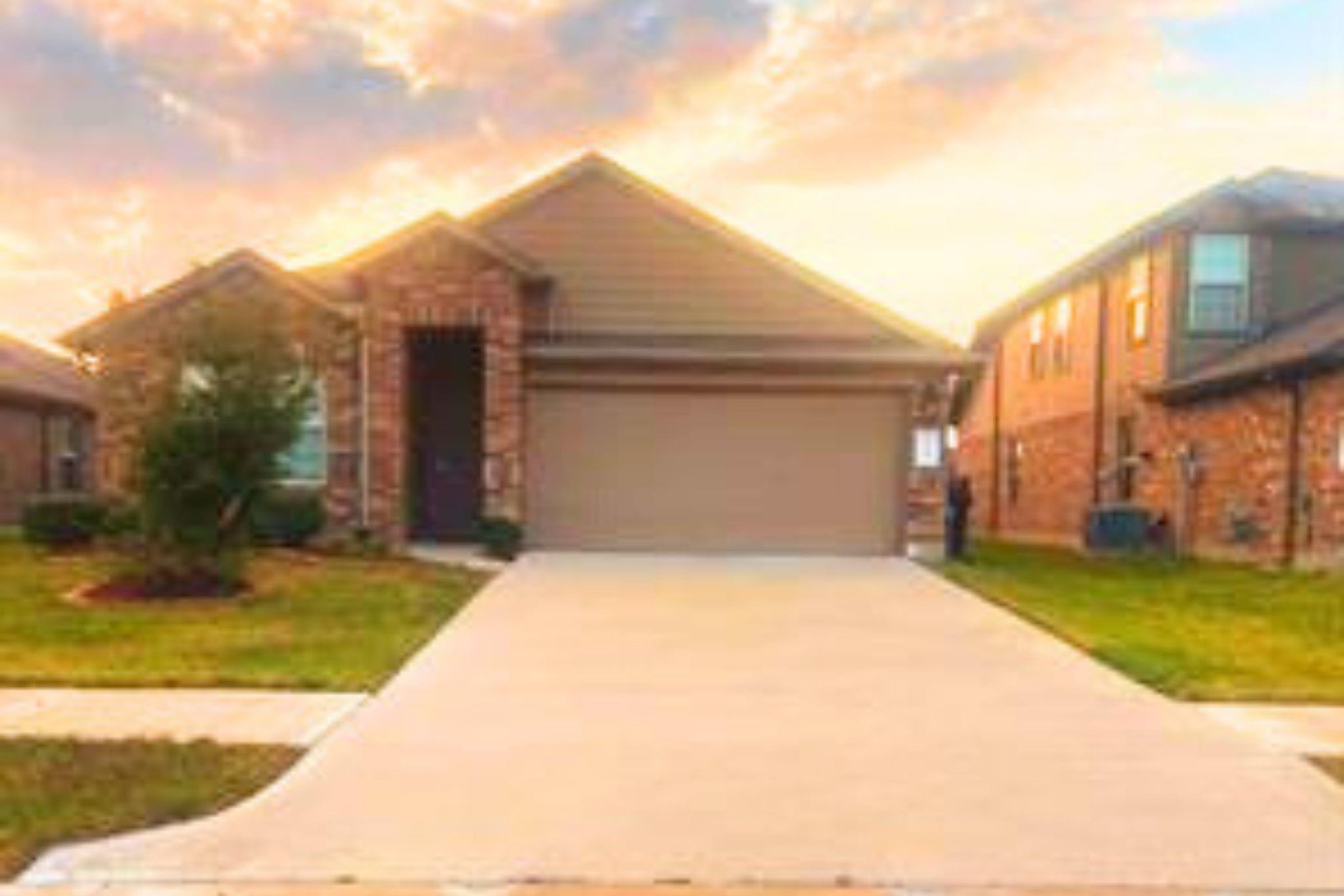 8310 Rose Petals Lane