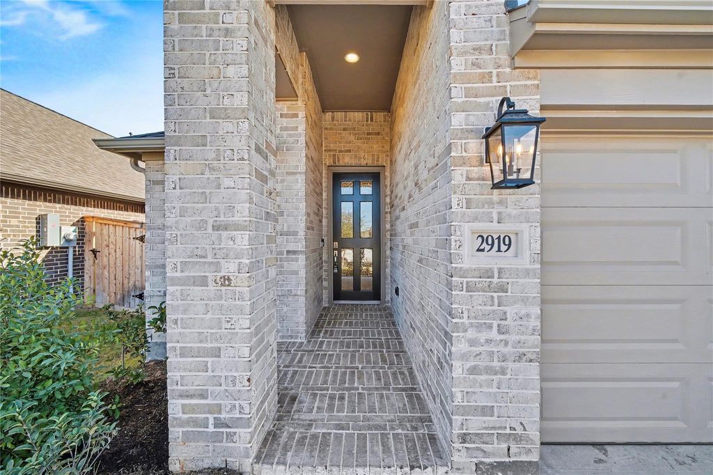 Photo of 2919 Orange Leaf Drive, Brookshire, TX 77423 (MLS # 10168731)