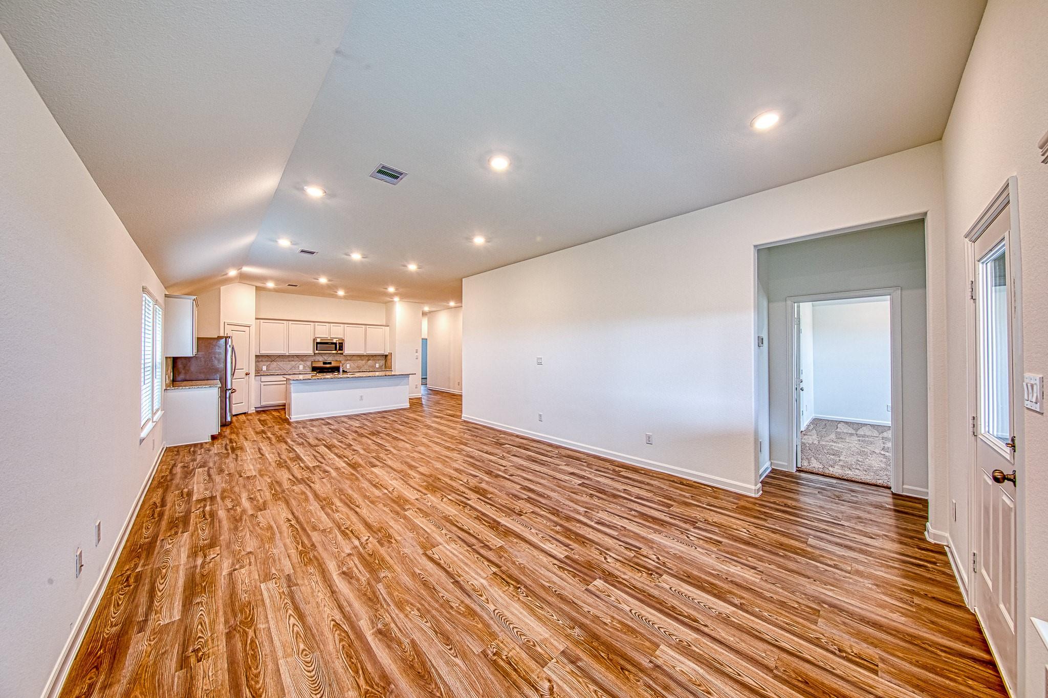 3031 Azalea Point