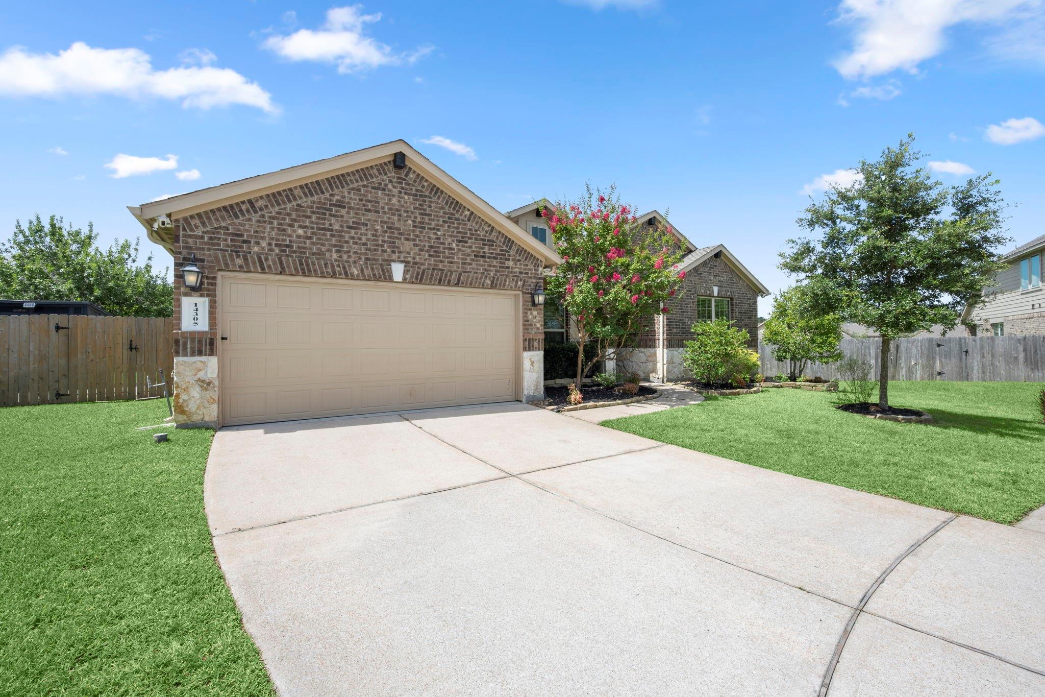 14305 Sawtooth Forest Court