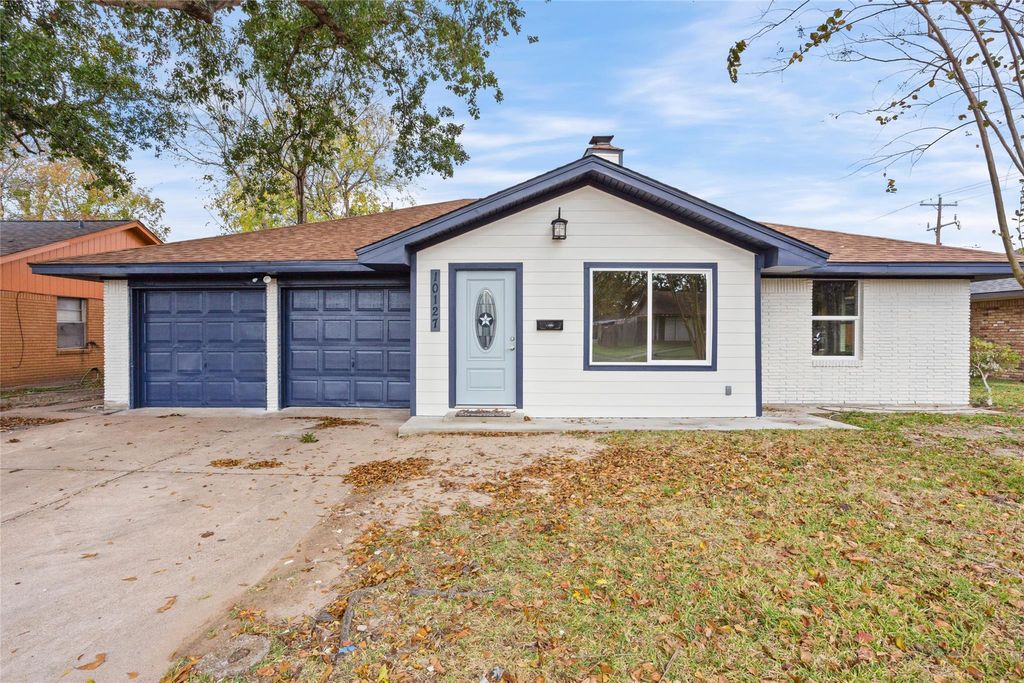 Photo of 10127 Tolman Street, Houston, TX 77034 (MLS # 48081341)