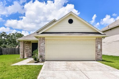 Photo of 6107 El Granate Drive, Houston, TX 77048 (MLS # 98854399)