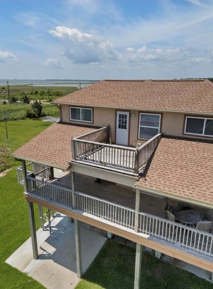 5212 Bayside Drive