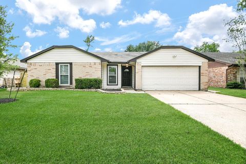 Photo of 11911 Fallbrook Drive, Houston, TX 77065 (MLS # 52411586)