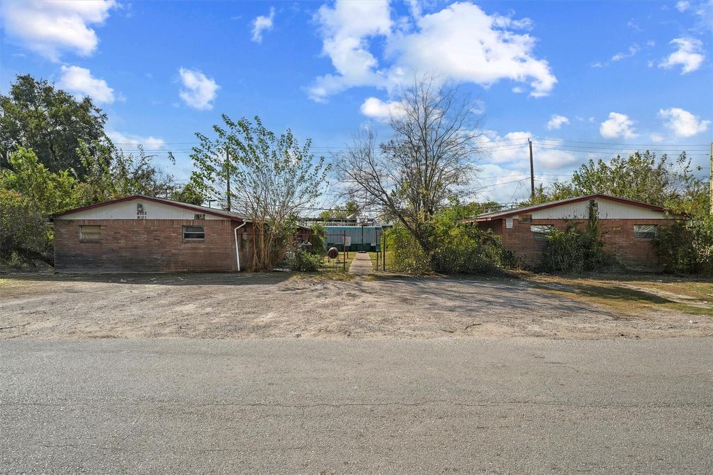 Photo of 4302 Dreyfus Street, Houston, TX 77021 (MLS # 13409809)