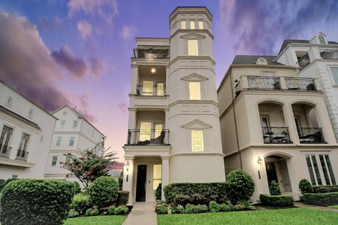 Photo of 852 Dunleigh Meadows Lane, Houston, TX 77055 (MLS # 45285600)