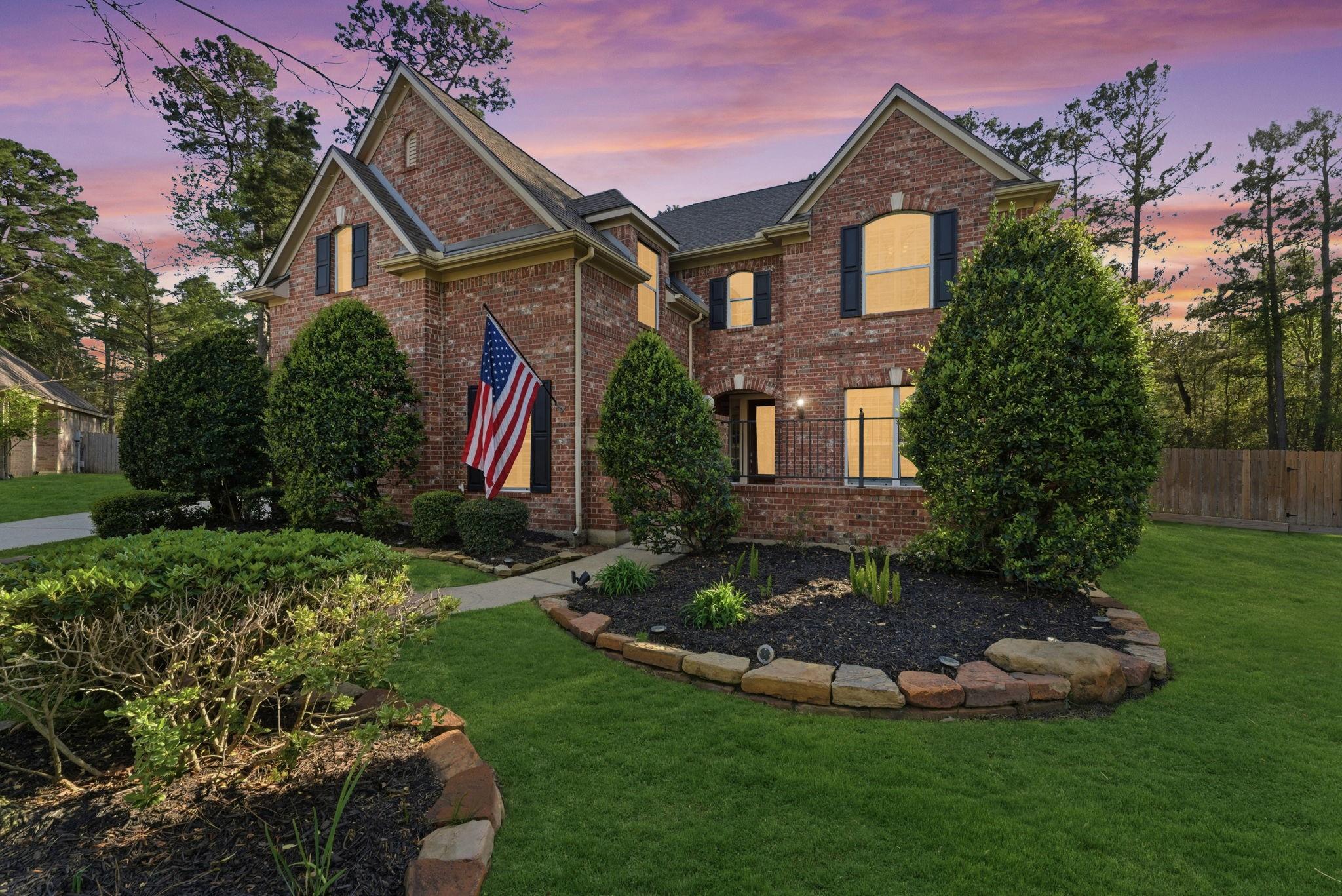 3 Graylin Woods Place