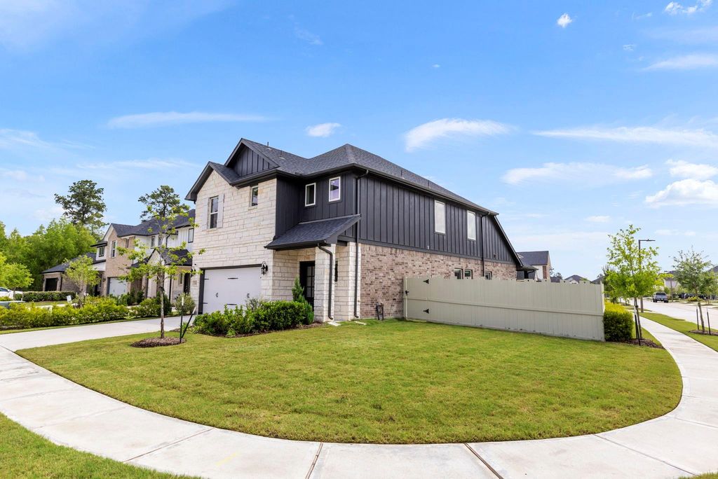 Photo of 17415 Rosette Grass Drive, Conroe, TX 77385 (MLS # 75570861)
