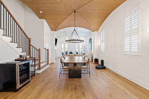 531 W 27th Street Houston TX 77008