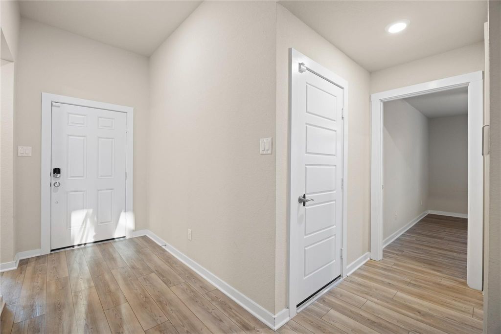 Photo of 19003 Yellowstone Landing Ct Ct, Cypress, TX 77433 (MLS # 24303373)