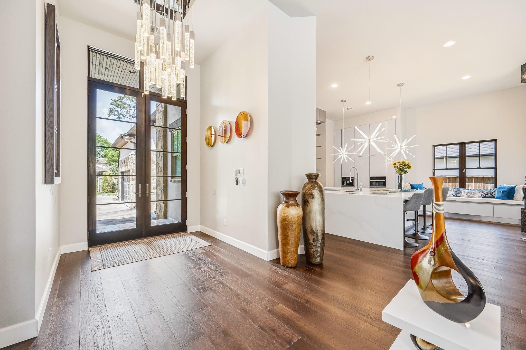 5 W Shady Lane D